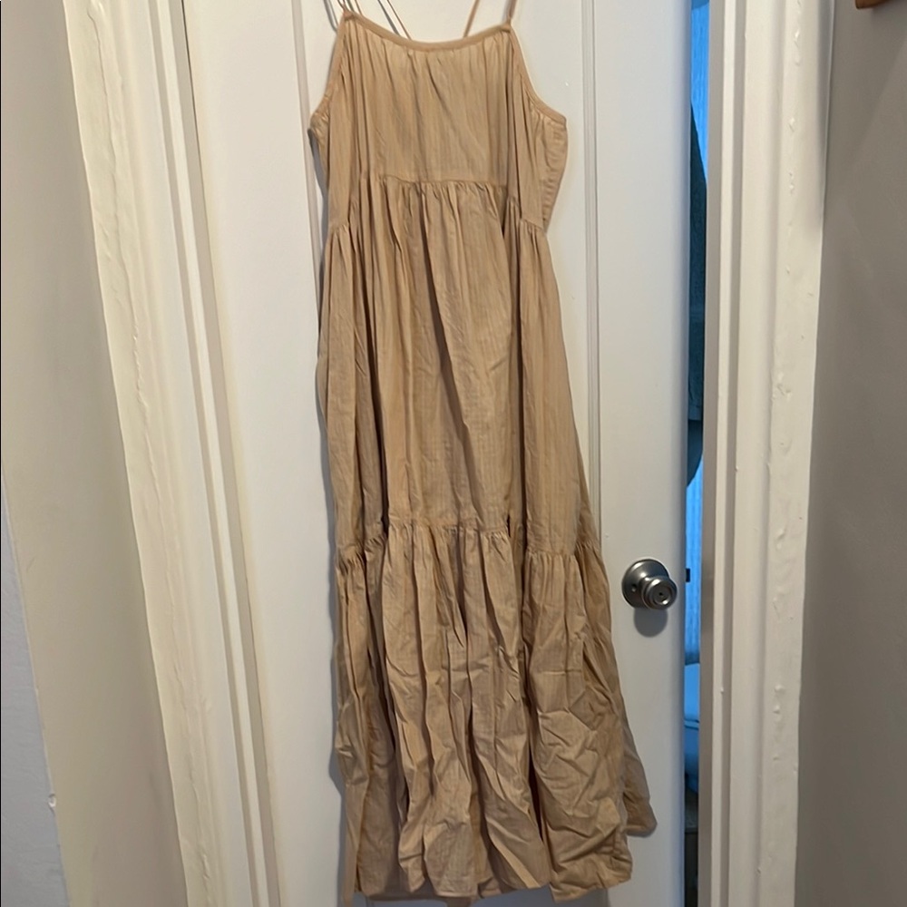Elegant Beige Maxi Dress